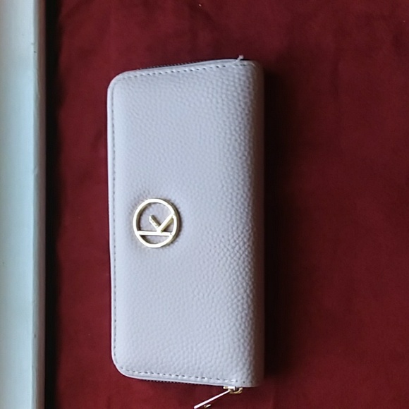 Kensie Handbags - 🎆Sale New Kensie Pink Wallet Never Used